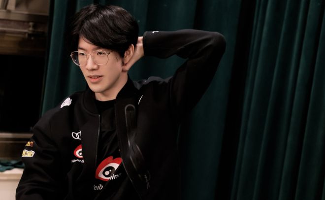 M0NESY 使用作弊对抗主播 — 事情是如何发生的