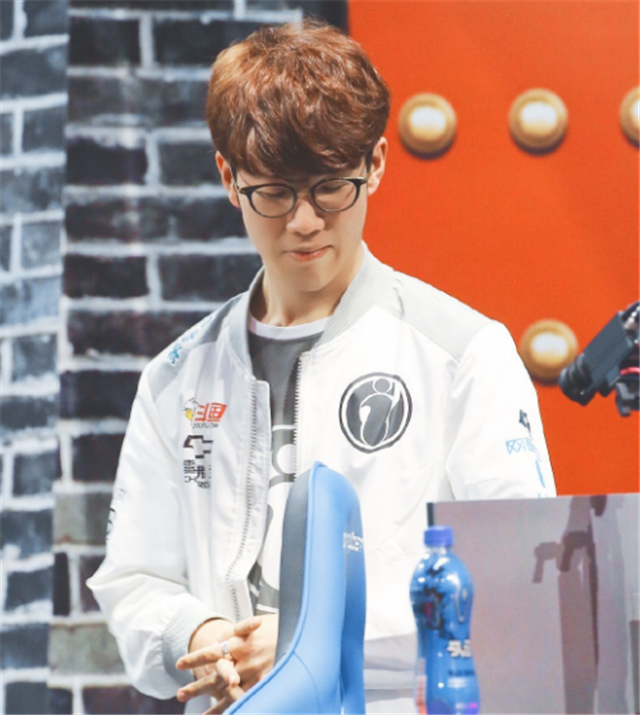 canyon：我们故意放强势英雄的