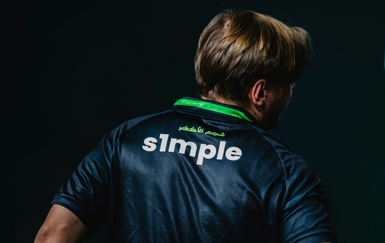 黎明使者 薇恩、黎明使者 雷克顿、黑夜使者 嘉文四世、黑夜使者 内瑟斯；其中全新皮肤【黎明使者 薇恩】，将作为LPL十周年限定皮肤